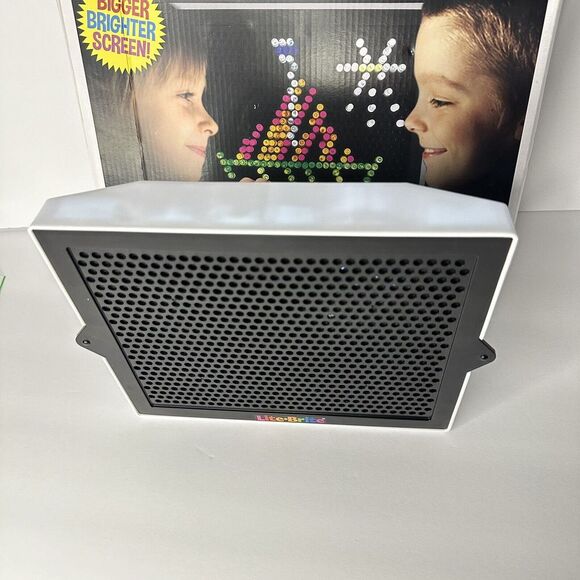 Basic Fun Lite-Brite Ultimate Classic Retro and Vintage Toy- Gently Used! - Picture 10 of 10